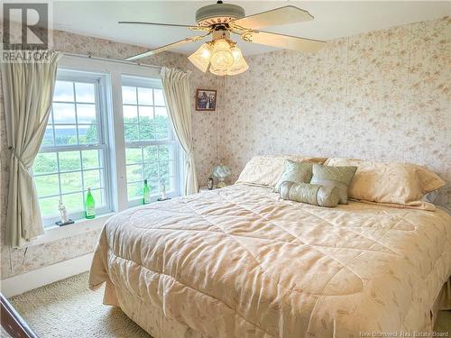 250-251 Mckenna Road, Newburg, NB - Indoor Photo Showing Bedroom