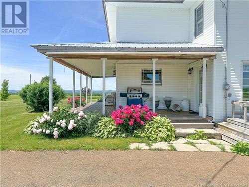 250-251 Mckenna Road, Newburg, NB - Outdoor With Deck Patio Veranda