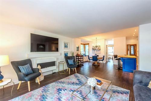 219 St. Clair Boulevard, Hamilton, ON - Indoor Photo Showing Living Room With Fireplace