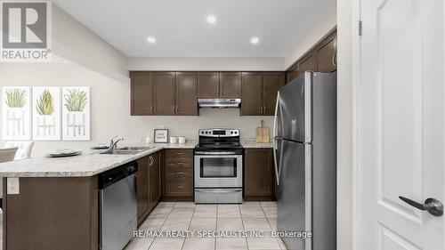 6 Stewardship Road, Brampton, ON - Indoor Photo Showing Kitchen With Stainless Steel Kitchen With Double Sink