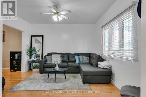 12 Porter Avenue, Toronto, ON - Indoor Photo Showing Living Room