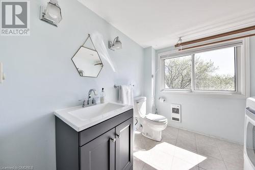 1567 Steveles Crescent, Mississauga, ON - Indoor Photo Showing Bathroom