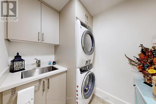 Lph05 - 660 Sheppard Avenue E, Toronto, ON - Indoor Photo Showing Laundry Room