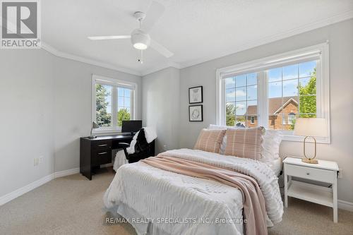 3136 Baron Drive, Mississauga, ON - Indoor Photo Showing Bedroom