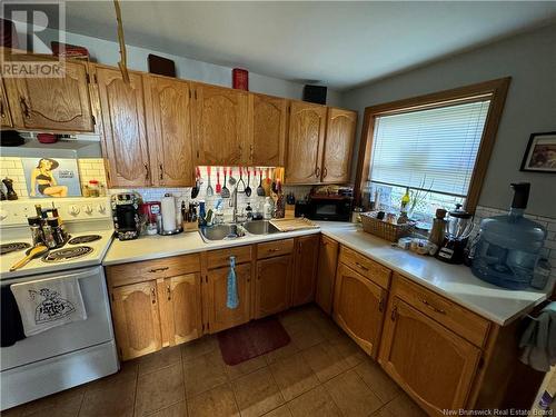 18 Exmouth Street, Saint John, NB - Indoor Photo Showing Kitchen With Double Sink