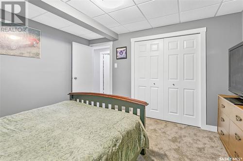 142 3Rd Street, Drinkwater, SK - Indoor Photo Showing Bedroom