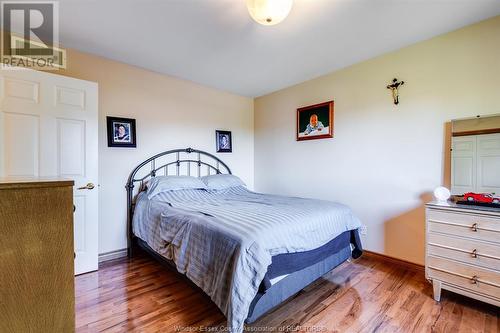 2 Pecanwood, Kingsville, ON - Indoor Photo Showing Bedroom