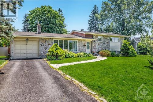 34 West Herrington Court, Ottawa, ON - Outdoor With Facade