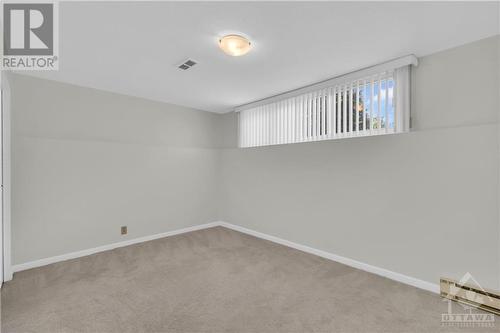 34 West Herrington Court, Ottawa, ON - Indoor Photo Showing Other Room