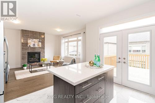 184 Franklin Trail, Barrie, ON - Indoor Photo Showing Living Room With Fireplace