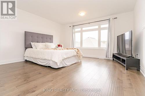 184 Franklin Trail, Barrie, ON - Indoor Photo Showing Bedroom