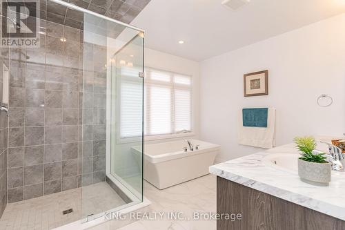 184 Franklin Trail, Barrie, ON - Indoor Photo Showing Bathroom