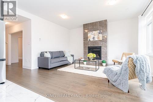 184 Franklin Trail, Barrie, ON - Indoor Photo Showing Living Room With Fireplace