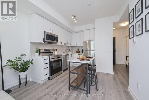 1606 - 1480 Bayly Street, Pickering, ON - Indoor Photo Showing Kitchen