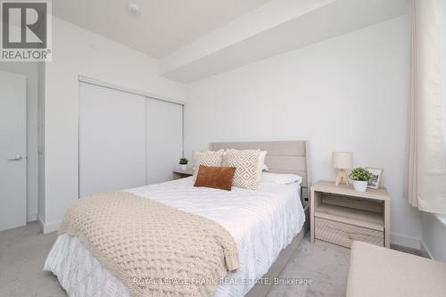 1606 - 1480 Bayly Street, Pickering, ON - Indoor Photo Showing Bedroom