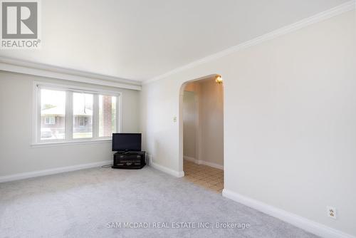 64 Dorking Crescent, Toronto (Downsview-Roding-Cfb), ON - Indoor