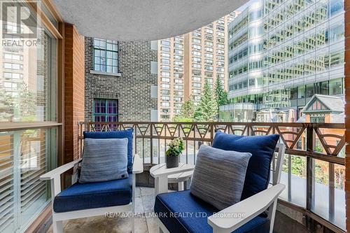 301 - 8 Sultan Street, Toronto, ON - Outdoor With Exterior