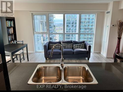 1509 - 2152 Lawrence Avenue E, Toronto, ON - Indoor Photo Showing Kitchen With Double Sink