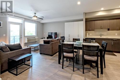 925 Leon Avenue Unit# 427 Lot# 58, Kelowna, BC - Indoor Photo Showing Other Room