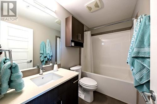 925 Leon Avenue Unit# 427 Lot# 58, Kelowna, BC - Indoor Photo Showing Bathroom