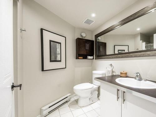 Salle de bains - 95 Rue Perras, La Prairie, QC - Indoor Photo Showing Bathroom
