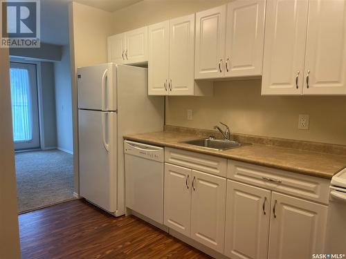 223 601 110Th Avenue, Tisdale, SK - Indoor Photo Showing Kitchen