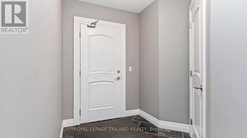 908 - 250 Pall Mall Street, London, ON - Indoor Photo Showing Other Room