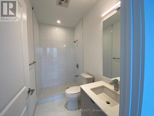 5503 - 395 Bloor Street E, Toronto, ON - Indoor Photo Showing Bathroom