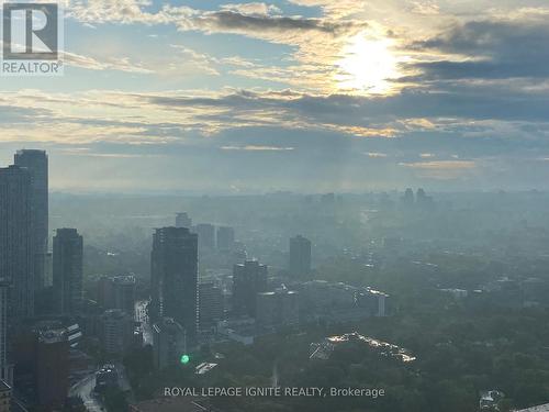 5503 - 395 Bloor Street E, Toronto, ON - Outdoor With Body Of Water With View