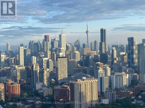 5503 - 395 Bloor Street E, Toronto, ON - Outdoor With View