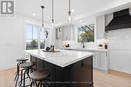 260 Durham Street, Cramahe (Colborne), ON - Indoor Photo Showing Kitchen With Upgraded Kitchen