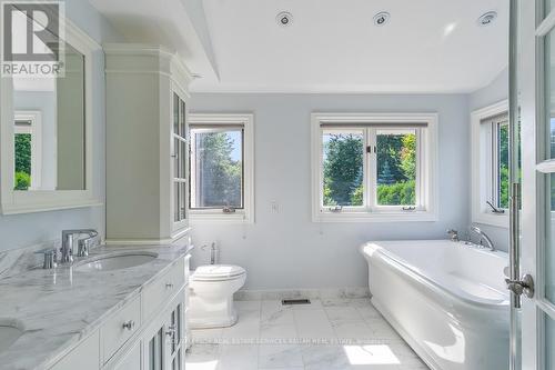 492 Country Club Crescent, Mississauga, ON - Indoor Photo Showing Bathroom