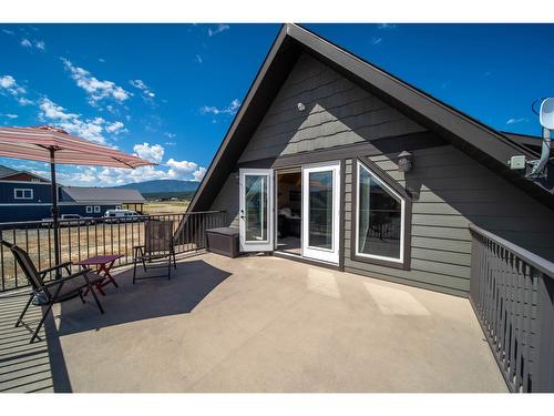 1617 Koocanusa Lake Drive, Lake Koocanusa, BC - Outdoor With Deck Patio Veranda