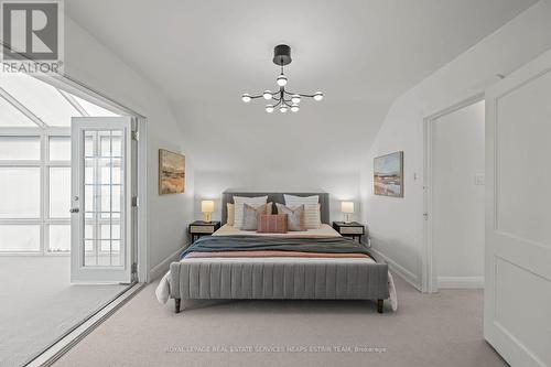 21 Lake Shore Drive, Toronto, ON - Indoor Photo Showing Bedroom