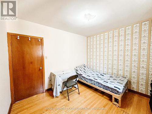 18 Vimy Avenue, Toronto, ON - Indoor Photo Showing Other Room