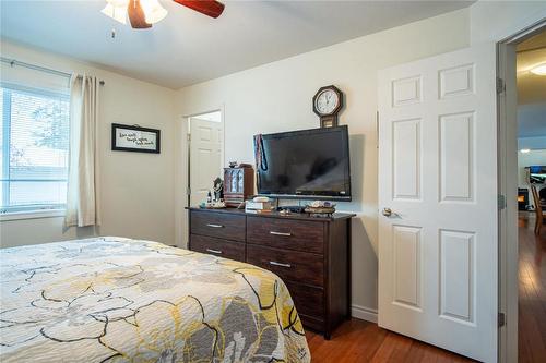 3755 Glover Avenue, Armstrong, BC - Indoor Photo Showing Bedroom