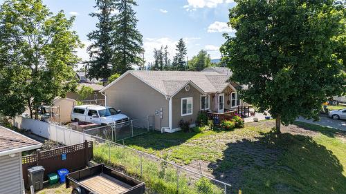 3755 Glover Avenue, Armstrong, BC - Outdoor