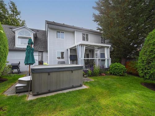 545 Aspen Rd, Comox, BC 