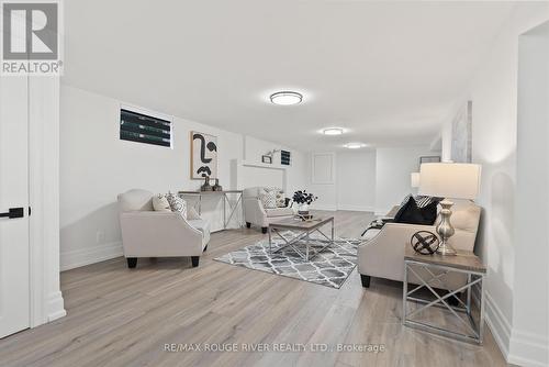 267 Liberty Street N, Clarington, ON - Indoor Photo Showing Living Room