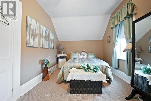 12 North Street, Kawartha Lakes, ON - Indoor Photo Showing Bedroom