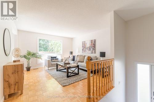 1368 Tudor Crescent, Peterborough, ON - Indoor Photo Showing Other Room