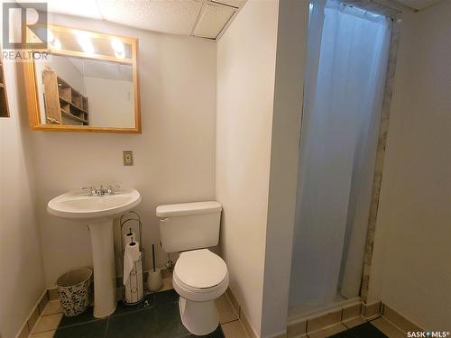 426 Needham Way, Saskatoon, SK - Indoor Photo Showing Bathroom