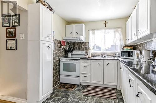 400 Adelaide Street, Espanola, ON - Indoor Photo Showing Kitchen With Double Sink