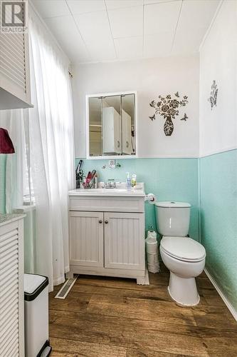 400 Adelaide Street, Espanola, ON - Indoor Photo Showing Bathroom