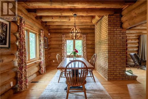 937 Indian Point Road, Evansville, ON - Indoor Photo Showing Dining Room