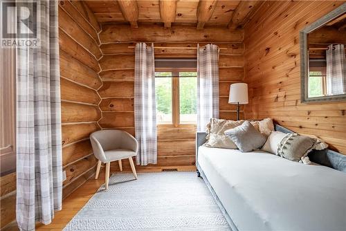 937 Indian Point Road, Evansville, ON - Indoor Photo Showing Bedroom