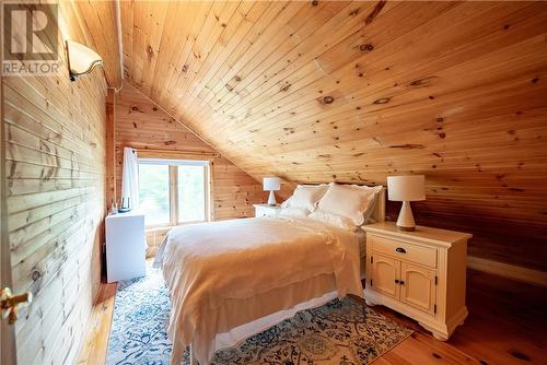 937 Indian Point Road, Evansville, ON - Indoor Photo Showing Bedroom