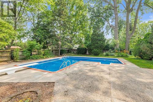 4580 Howard, Windsor, ON - Outdoor With In Ground Pool With Backyard