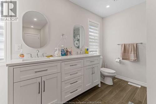 1155-57 Mcdougall, Windsor, ON - Indoor Photo Showing Bathroom