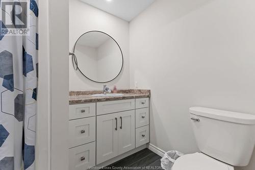 1155-57 Mcdougall, Windsor, ON - Indoor Photo Showing Bathroom